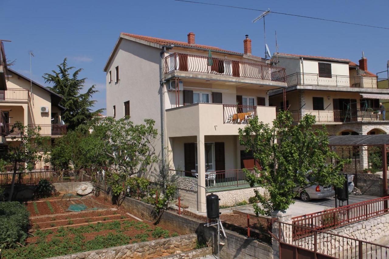 Apartments With A Parking Space Srima - Vodice, Vodice - 6099 Экстерьер фото