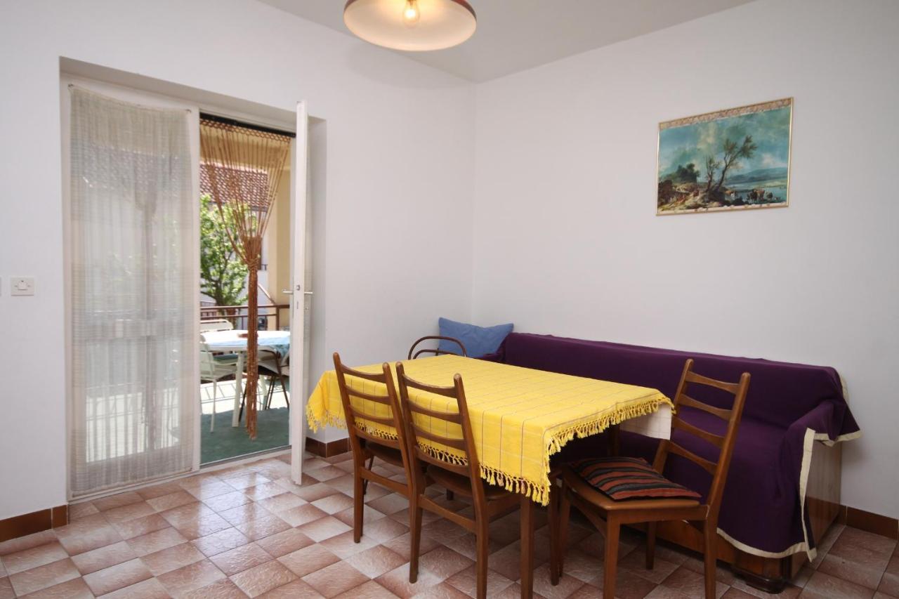 Apartments With A Parking Space Srima - Vodice, Vodice - 6099 Экстерьер фото